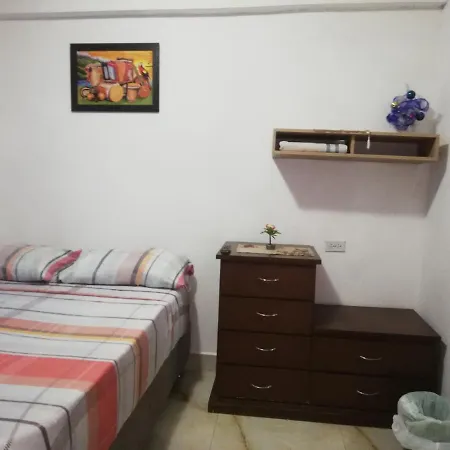 Hostal Casa El Prado *